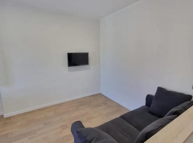 Quiet Rest Apartment *